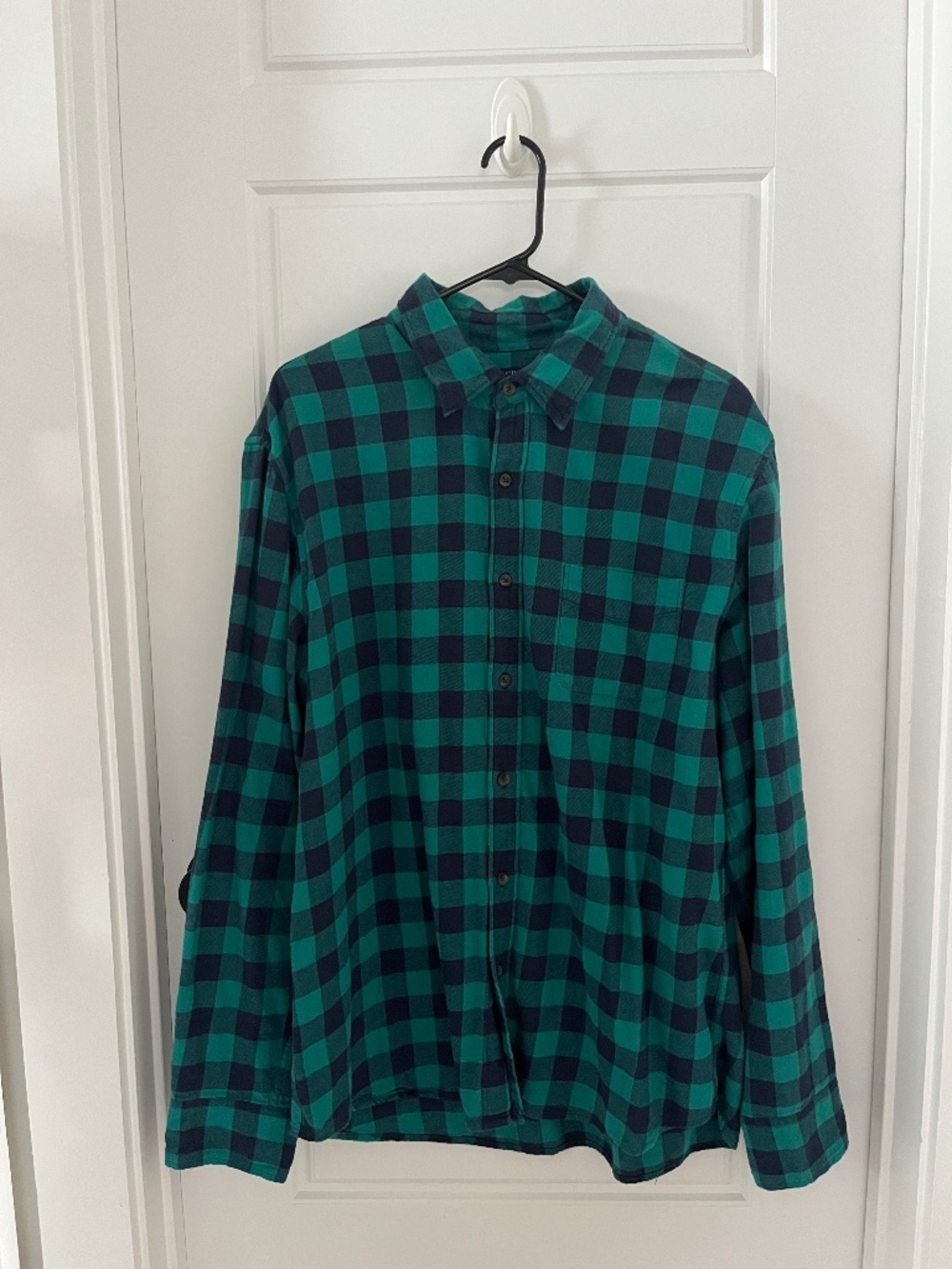 Men’s J.Crew Long-Sleeve Button-down Flannel